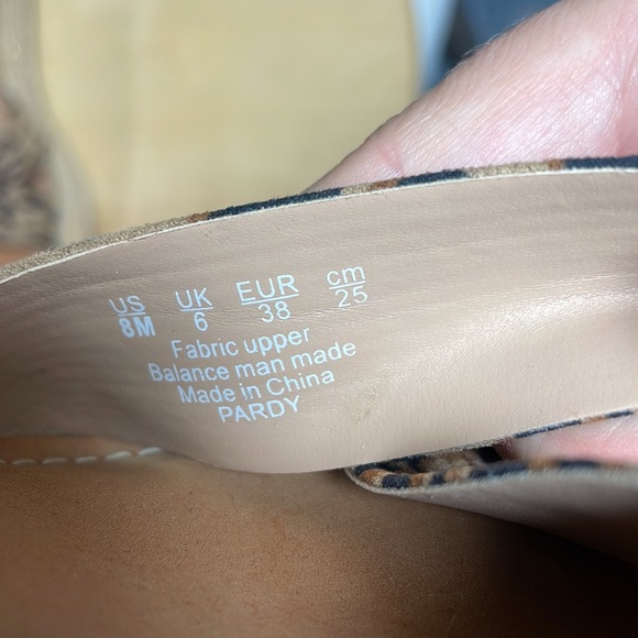 Fergalicious Platform Espadrille Wedge Sandal Size 8 leopard - Picture 9 of 10